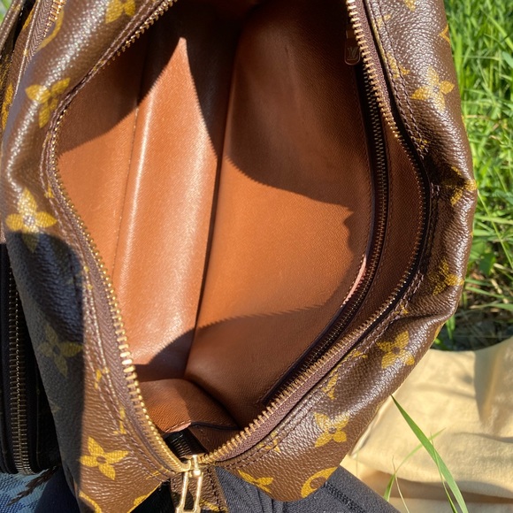 Louis Vuitton Nile - Picture 2 of 16